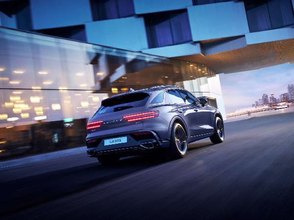 Genesis Reveals Redesigned GV70 SUVs for 2025