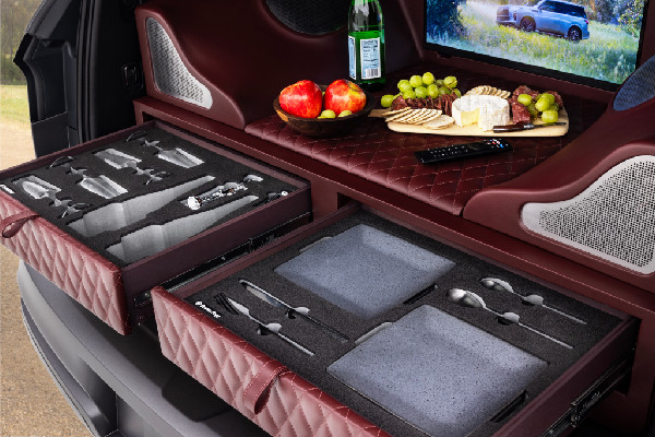 INFINITI Launches AUTOGRAPH Lounge at SEMA