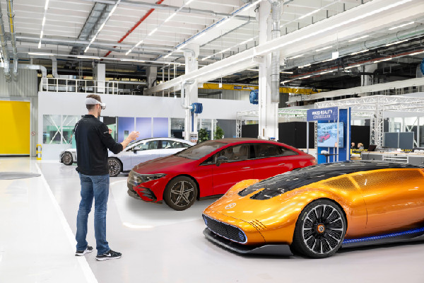 Innovative Technologies for Future Mobility by Mercedes-Benz