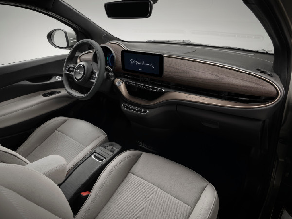 Fiat Unveils 2025 Giorgio Armani Edition