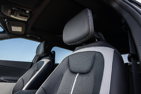 Kia EV6 Unveils New Features at LA Auto Show