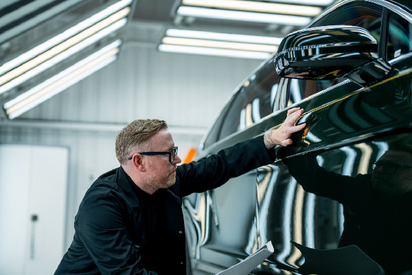 Bentley Bentayga EWB Models at The Peninsula