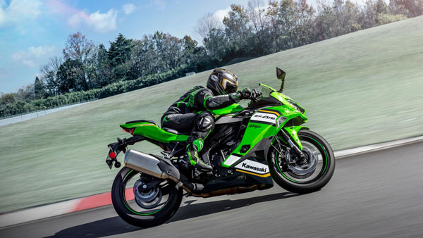 2025 Kawasaki Ninja ZX-4RR
