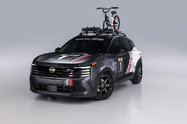 Nissan Debuts Project Vehicles at SEMA 2024