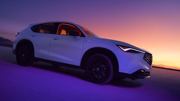 Acura and Dalkhafine Unveil Mural at SCOPE