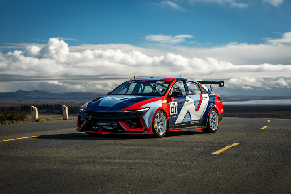 Hyundai Unveils Elantra N1 TC Evo Race Car