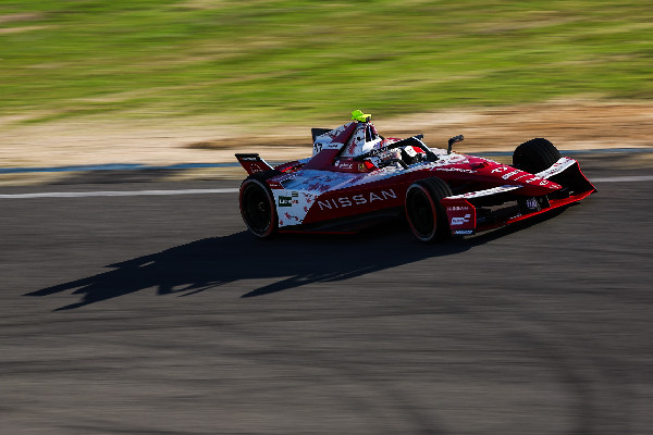 Nissan Formula E Team Ready for Season 11