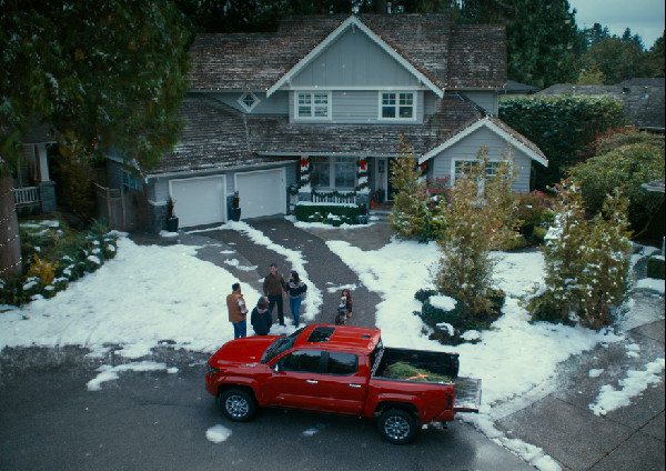 Toyota's Heartwarming Holiday Ads Air on NBC and Telemundo