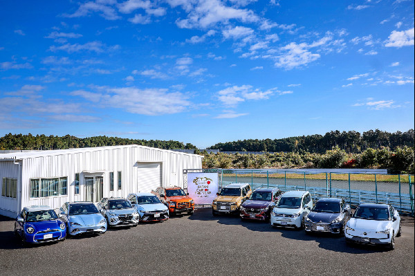 Honda Freed Named Japan Car of the Year