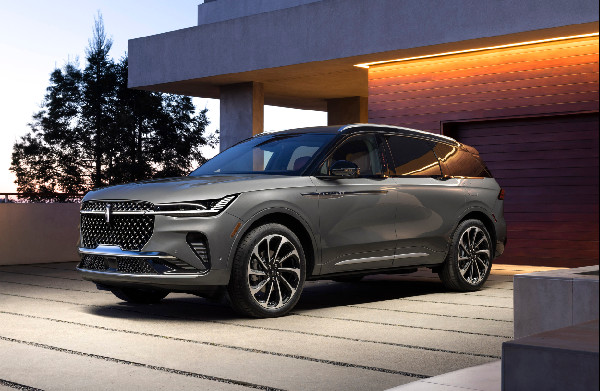 Lincoln Nautilus Wins Popular Science Award