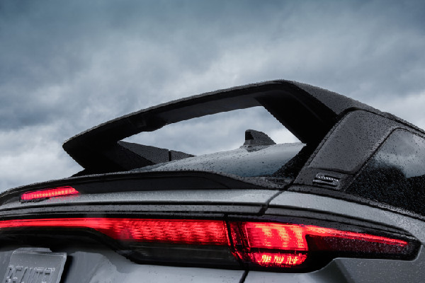 Jeep Wagoneer S Campaign Emphasises Luxury and Capability