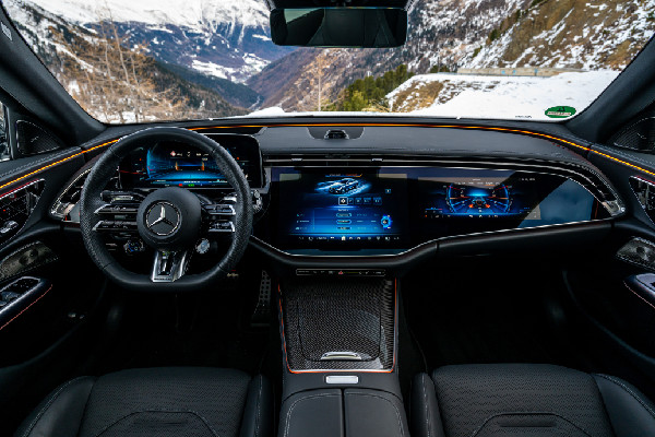 Mercedes-Benz All-Wheel Drive Performance Overview