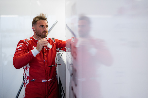 Nissan Formula E Team Ready for Season 11
