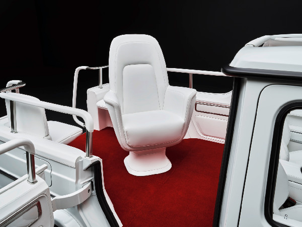 Pope Francis Gets First Electric Popemobile