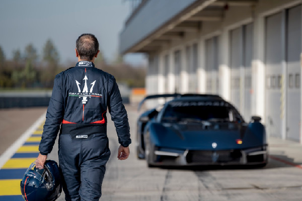 Maserati and Sparco Unveil New Racing Kits