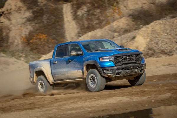 Ram 1500 Wins MotorTrend's 2025 Truck Award