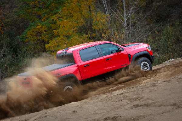 Ram 1500 Wins MotorTrend's 2025 Truck Award