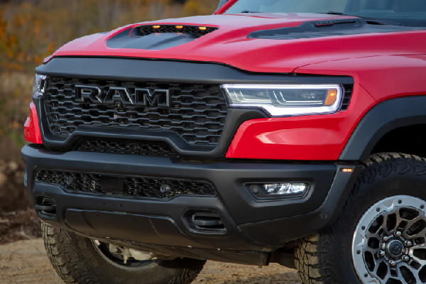 Ram 1500 Wins MotorTrend's 2025 Truck Award