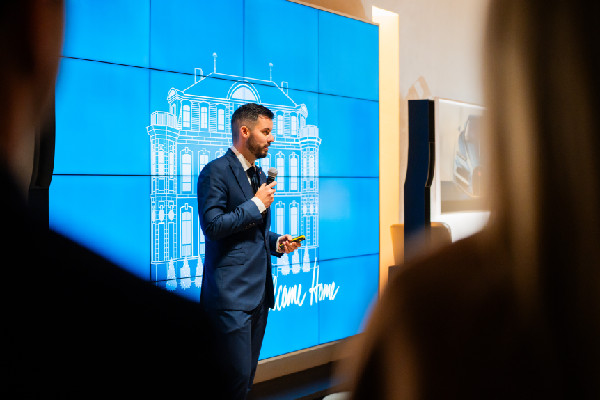 Bugatti Hosts Festive Gathering at Château Saint Jean