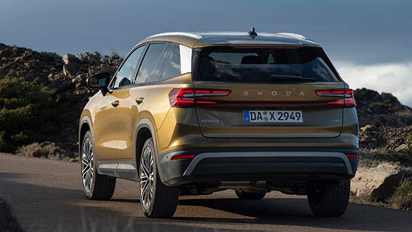 new skoda kodiaq rear view image