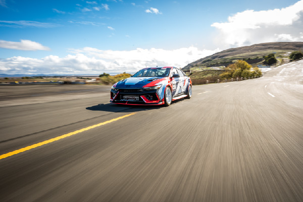 Hyundai Unveils Elantra N1 TC Evo Race Car