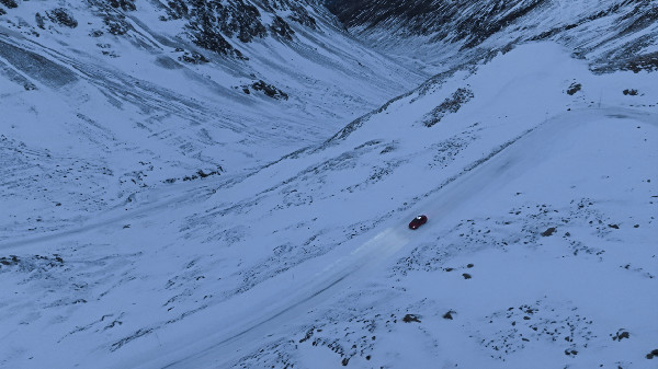 Kimi Antonelli Presents New Mercedes-Benz CLA