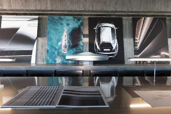 Hyundai Unveils All-Electric IONIQ 9 SUV