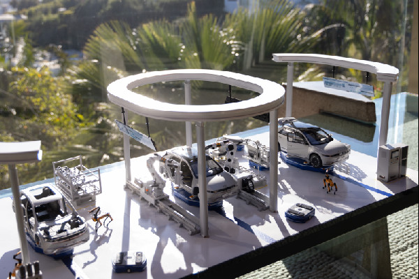 Hyundai Unveils All-Electric IONIQ 9 SUV