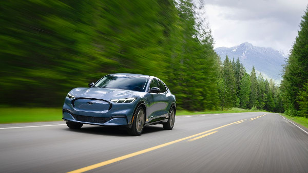 Mustang Mach-E and F-150 Earn IIHS Awards