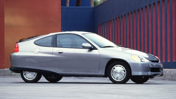 Honda Celebrates 25 Years of Hybrid Sales