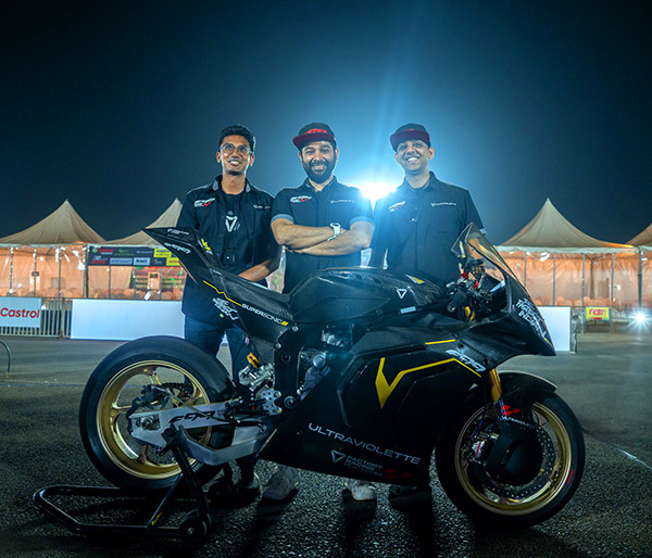 Ultraviolette F99 Smashes Quarter Mile Record