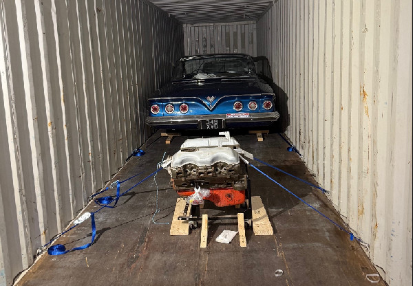 Gurney's 1961 Impala as Pace Car at Reunion