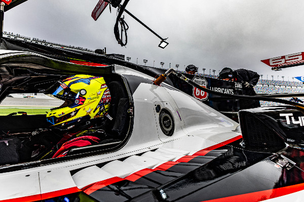 Acura MSR Qualifies Second at Daytona