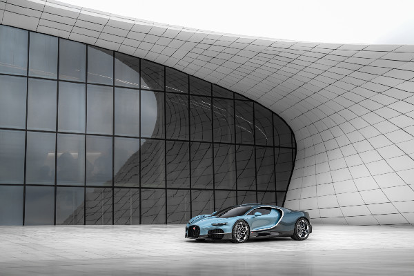 Bugatti Launches Largest Showroom in Baku