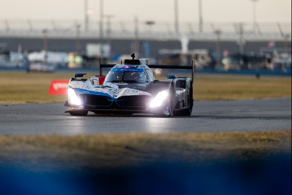 BMW M Motorsport's Tough Race at Daytona