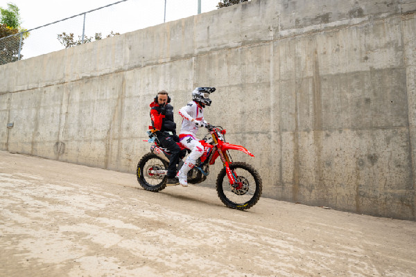 Jett Lawrence Wins at Anaheim 2 SX