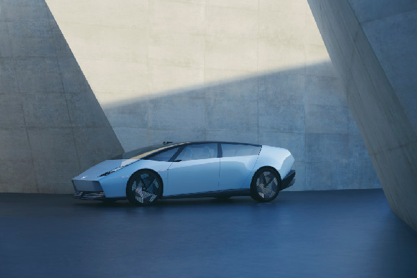 Honda Debuts New EV Prototypes at CES