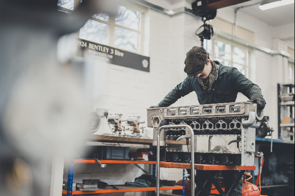 Bentley Unveils Speed Six and Continental GTC