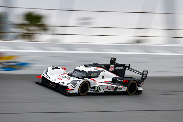 Acura MSR Qualifies Second at Daytona