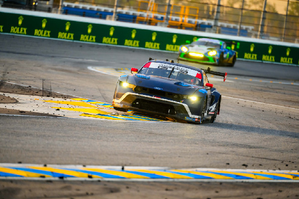 Mustang GT3 Wins First Global Victory at Daytona