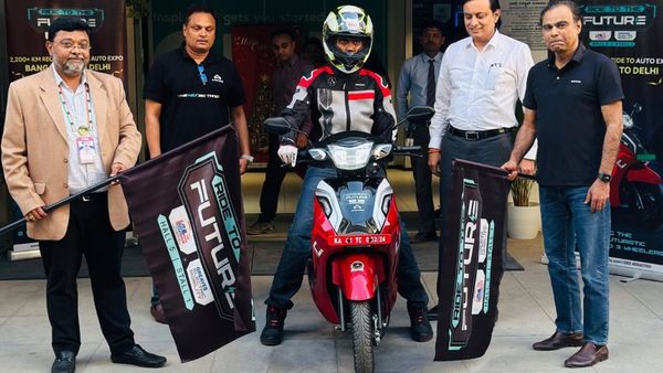 Ampere Magnus Neo Sets Longest Journey Record