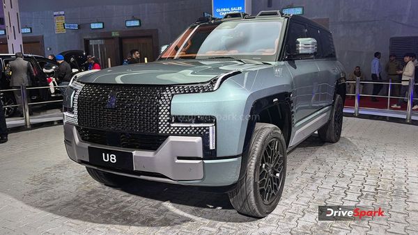 Auto Expo 2025 BYD Yangwang U8 Unveils