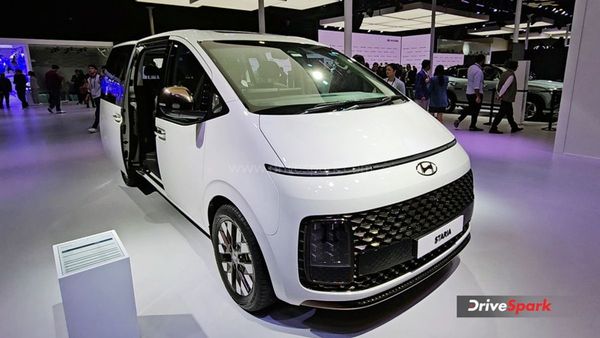 Auto Expo 2025 Hyundai Staria Showcased