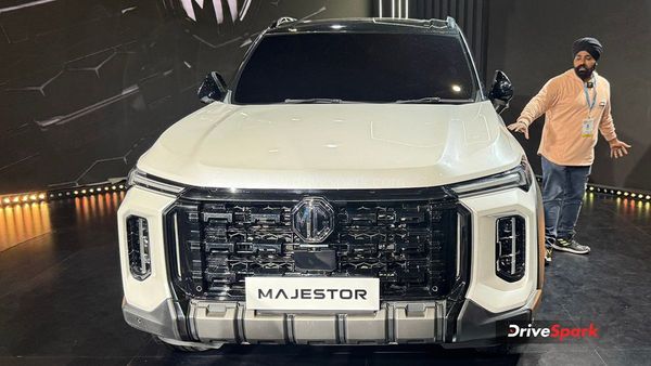 Auto Expo 2025 MG Majestor showcases premium features