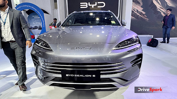 BYD Sealion 6 Showcased