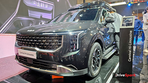 Auto Expo 2025 Kia Carnival Hi Limousine Showcased