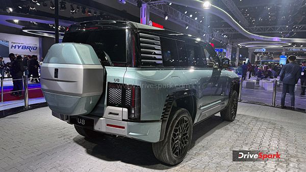 Auto Expo 2025 BYD Yangwang U8 Unveils