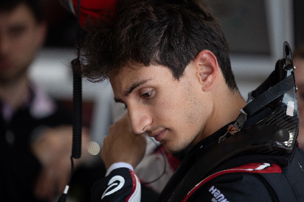 Gabriele Minì Joins Nissan for Rookie Practice