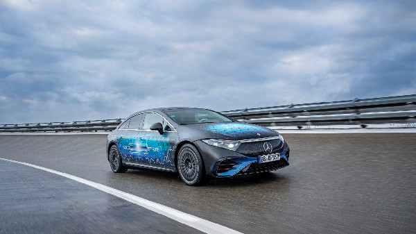 Mercedes-Benz Begins Solid-State Battery Road Tests
