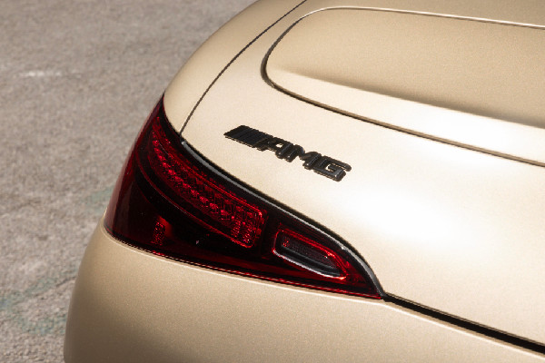 Mercedes-AMG SL 63 MANUFAKTUR Golden Coast Launch